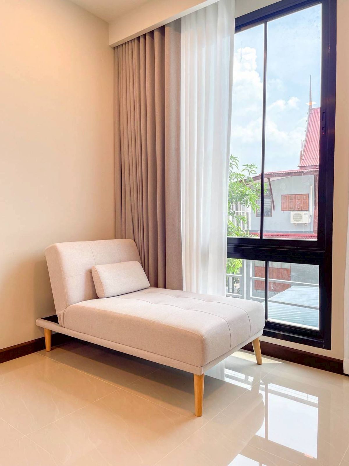 TownhomePattanakan, Srinakarin : Sell/rent 3 -story townhome near Laem Thong athletes New renovated house (N.1874)