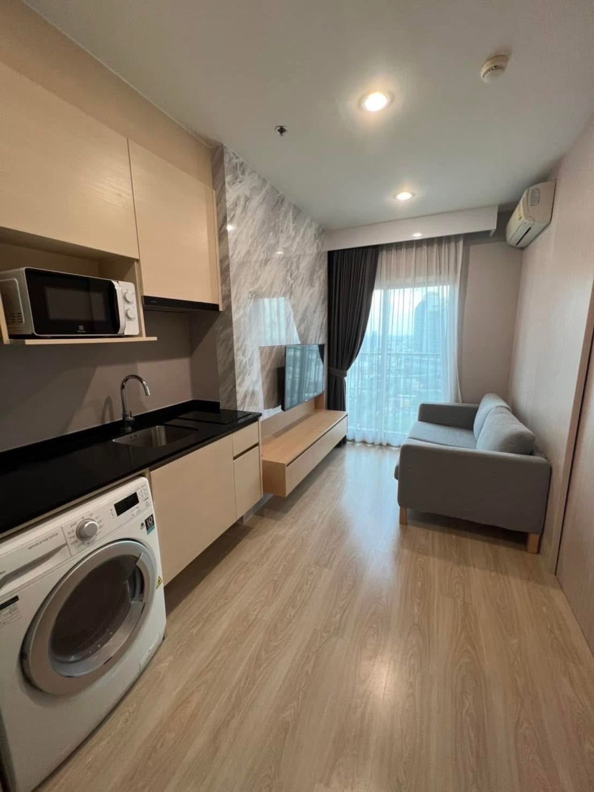 For RentCondoRatchadapisek, Huaikwang, Suttisan : For rent 🔥 Noble Revolve Ratchada 🔥 Fully furnished and equipped, near MRT Cultural Center