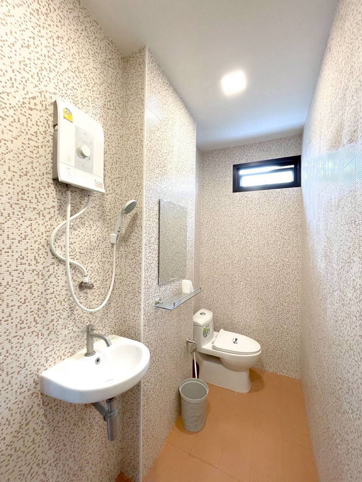 TownhomePattanakan, Srinakarin : Sell/rent 3 -story townhome near Laem Thong athletes New renovated house (N.1874)