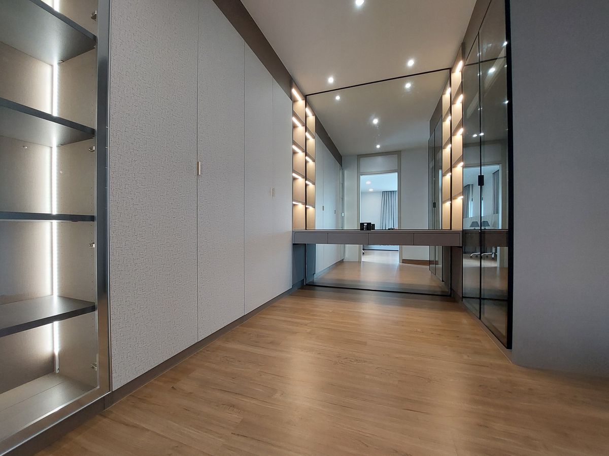 For SaleHouseBangna, Bearing, Lasalle : For Sale with Tenant | Centro Bangna | High Rental Yield