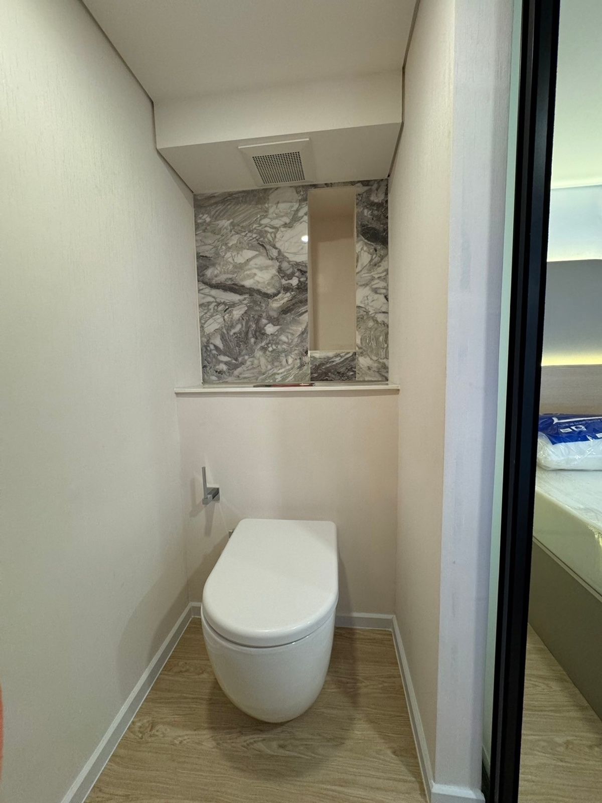 ให้เช่าคอนโดพระราม 9 เพชรบุรีตัดใหม่ RCA : 🏢 ให้เช่า Landmark @MRTA Station (Siamese พระราม 9) | Duplex 1 ห้องนอน 2 ห้องน้ำ | 46 ตร.ม. ชั้น 19 อาคาร B | 26,000 บาท/เดือน Line: @323gqmho  | Ref: T2040