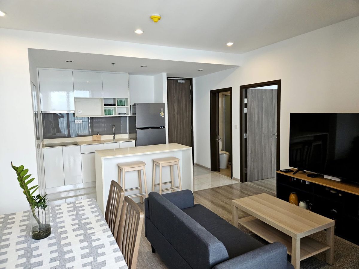 For SaleCondoOnnut, Udomsuk : Ideo Mobi Sukhumvit 66 /2 Bedrooms (Sale with Tenant), ID Omobi Sukhumvit 66 /2 Bedrooms (Sale with Tenants) Pang046