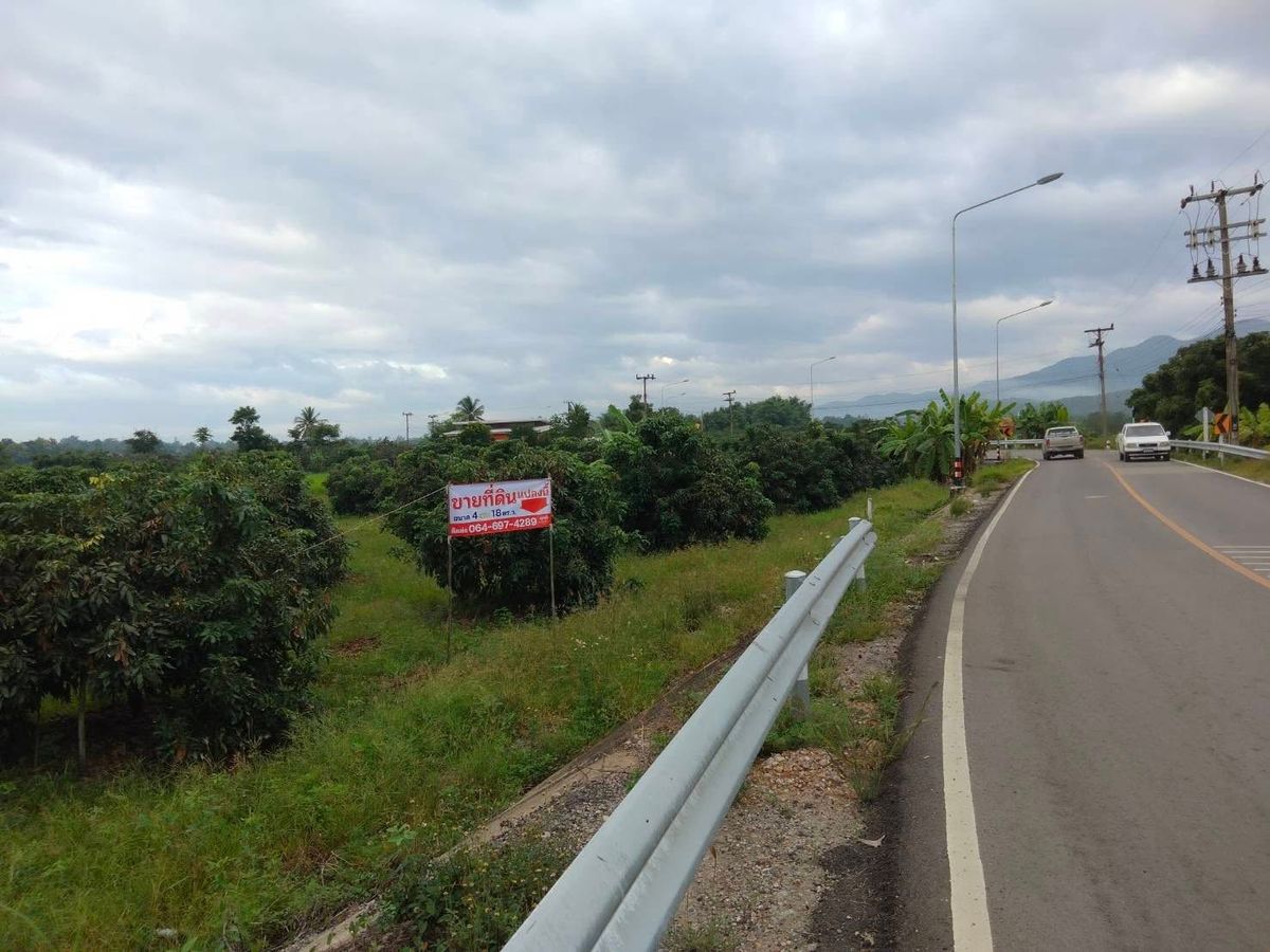 ขายที่ดินเชียงใหม่ : ขายที่ดิน ขนาด 4 ไร่ 18 ตร.วา (ติดถนน 3 ด้าน) อำเภอแม่วาง จ.เชียงใหม่ 