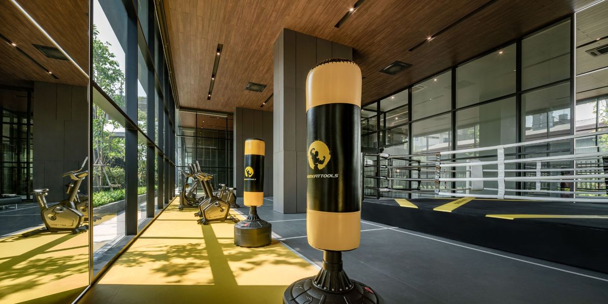 For SaleCondoRamkhamhaeng, Hua Mak : ✨ For Sale: Metris Rama 9 - Ramkhamhaeng Condo ✨ 💰 ONLY 3,190,000 THB