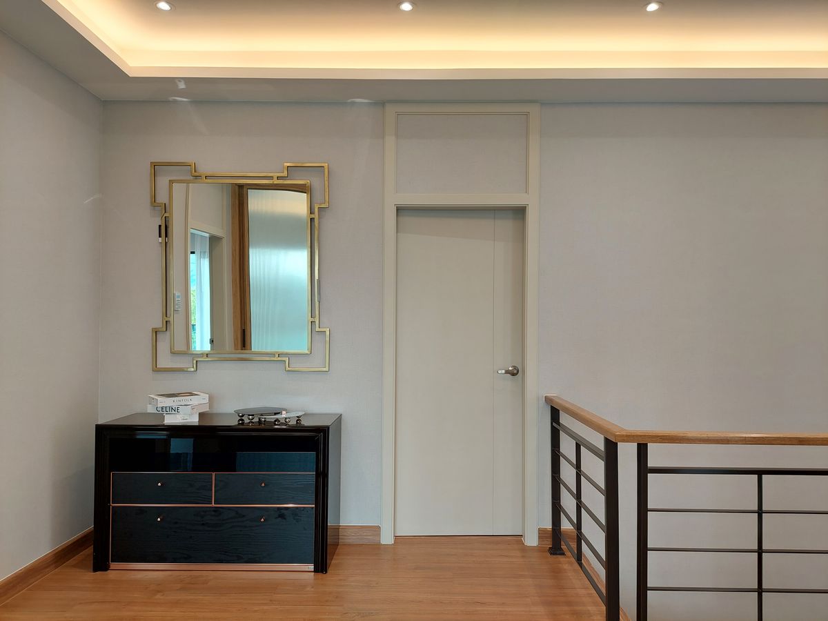 For SaleHouseBangna, Bearing, Lasalle : For Sale with Tenant | Centro Bangna | High Rental Yield