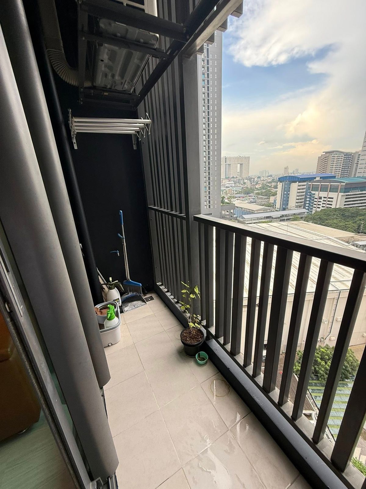 For SaleCondoLadprao, Central Ladprao : Life Ladprao condo for sale, price 5,412,750 baht [JZS250915]