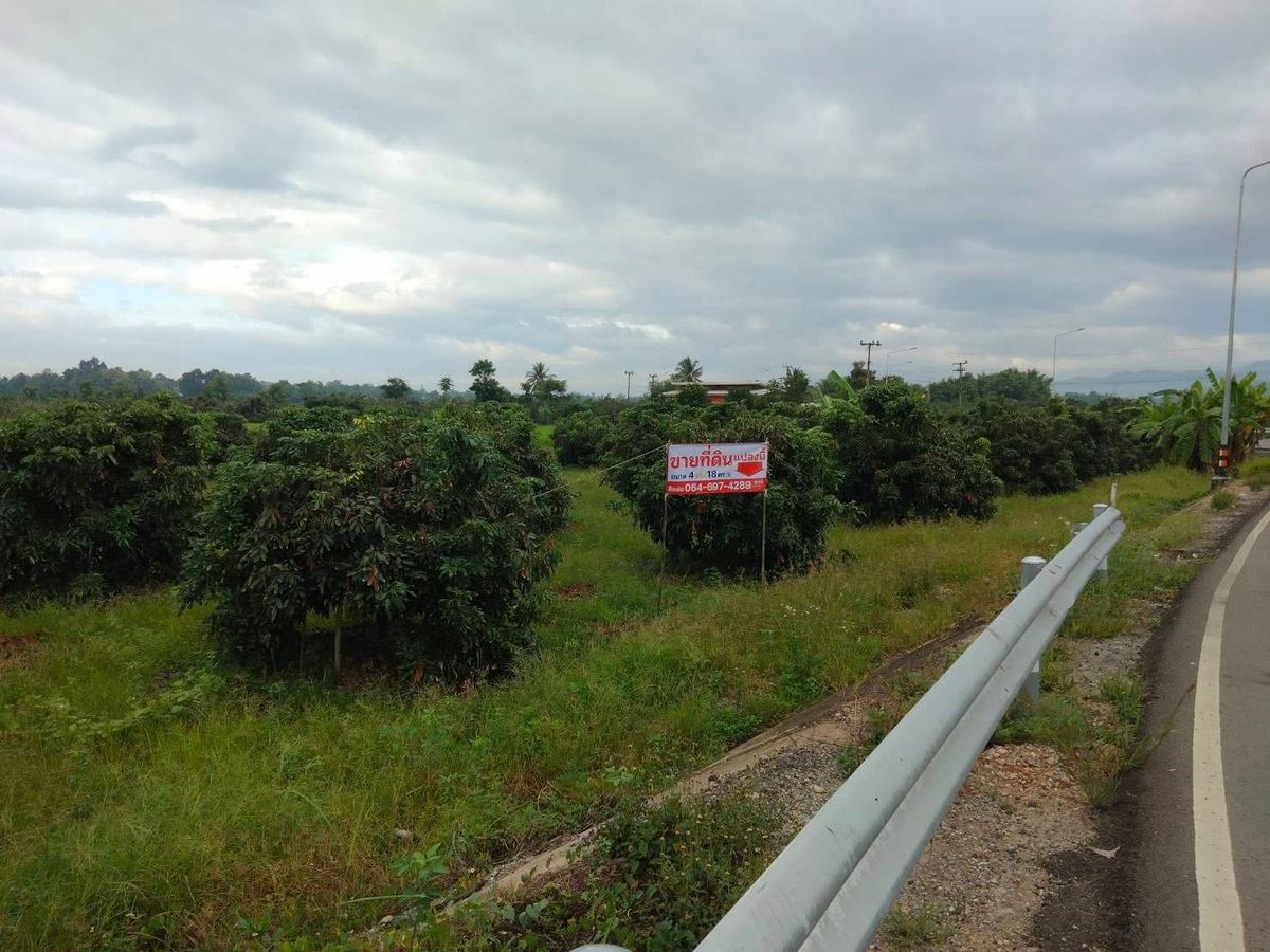 ขายที่ดินเชียงใหม่ : ขายที่ดิน ขนาด 4 ไร่ 18 ตร.วา (ติดถนน 3 ด้าน) อำเภอแม่วาง จ.เชียงใหม่ 