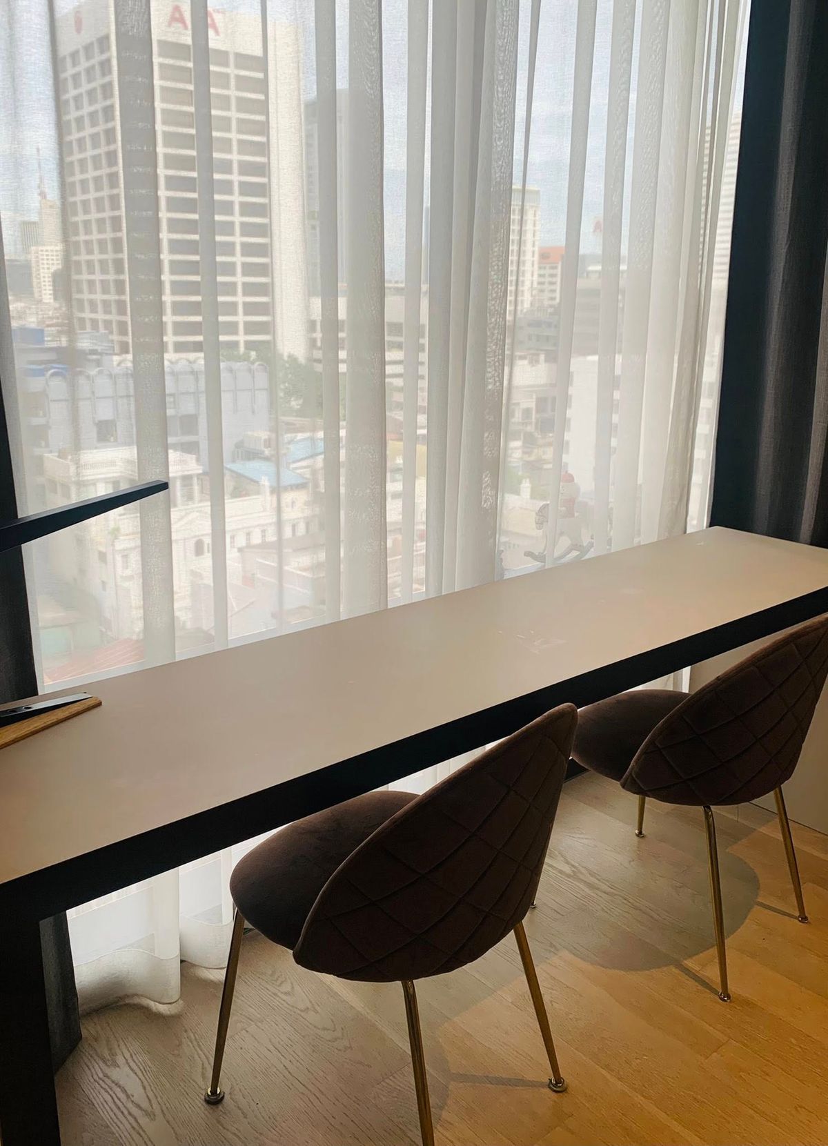 ขายคอนโดสีลม ศาลาแดง บางรัก : ขายคอนโด Ashton Silom ราคา 9,900,000 บาท [JZs250917]