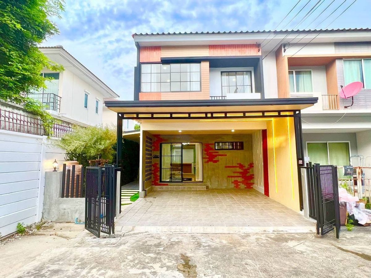 ขายทาวน์โฮมปทุมธานี รังสิต ธรรมศาสตร์ : ขายบ้านทาวน์โฮม 2 ชั้น The Trust Town วงแหวน - ลําลูกกา เลียบคลองหก เนื้อที่ 27.8 ตารางวา 3 ห้องนอน ตำบลบึงคำพร้อย อำเภอลำลูกกา จังหวัดปทุมธานี
