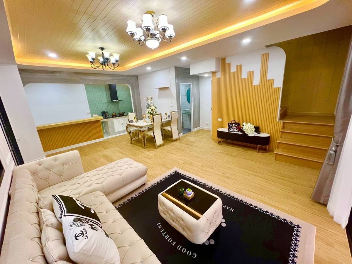 For SaleTownhomePathum Thani,Rangsit, Thammasat : House for sale, 2 -story townhome, The Trust Town, Ring Road - Luk Kali Liab Khlong Hok, area 27.8 square wah, 3 bedrooms, Bueng Kham Phrui Subdistrict, Lam Luk Ka District, Pathum Thani Province