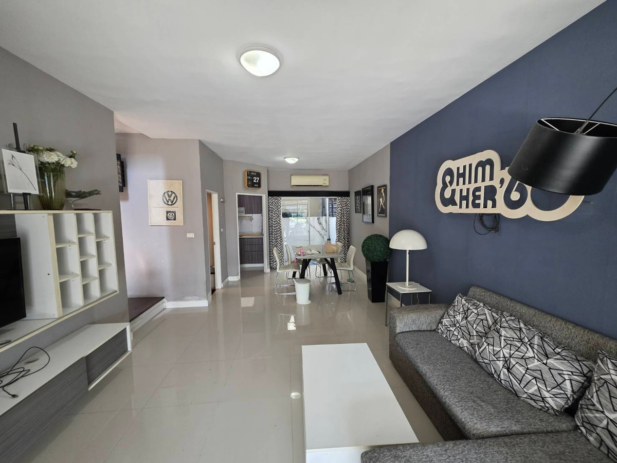 For RentTownhomeVipawadee, Don Mueang, Lak Si : Rent a town, Town, Avenue Six, Vibhavadi 60, near Central Ram Inthra only 11 minutes.