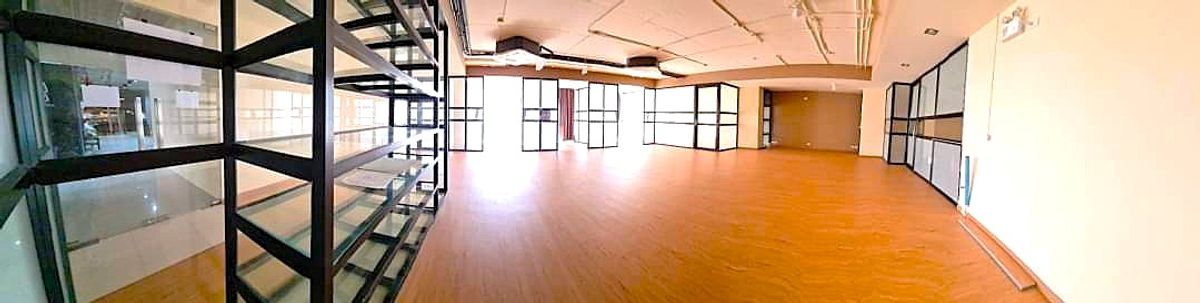 ให้เช่าสำนักงานรัชดา ห้วยขวาง : HK0588♛ให้เช่า อาคารสำนักงาน 4 ห้องน้ำ⚝รัชดา-สุทธิสาร♜MRTรัชดาภิเษก∞065-9423251,099-5919653▚Line@sureresidence