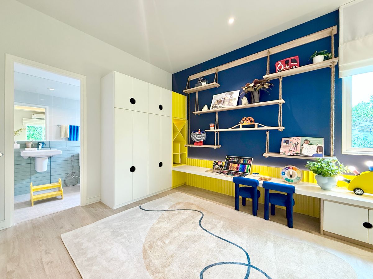 ขายบ้านนวมินทร์ รามอินทรา : Saransiri Chatuchot ส่วนกลางใหญ่กว่า 6 ไร่ บ้านเดี่ยว 3–4 นอน เริ่ม 7.99 ลบ. 📞 092-690-5445 เปิดจองรอบ Presale 4–5 ต.ค. นี้เท่านั้น 