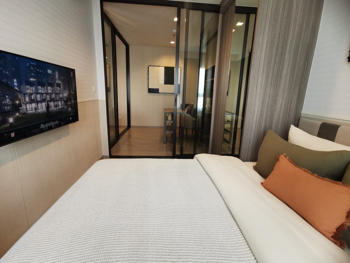 For RentCondoThaphra, Talat Phlu, Wutthakat : • 𝐑𝐄𝐍𝐓 • 𝐋𝐢𝐟𝐞 𝐒𝐚𝐭𝐡𝐨𝐫𝐧 𝐒𝐢𝐞𝐫𝐫𝐚 • 𝟏 𝐁𝐞𝐝 𝐏𝐥𝐮𝐬 • 𝟑𝟓 𝐒𝐪𝐦. • 19,000•   𝐋𝐢𝐧𝐞 𝐈𝐃 : 𝐕𝐚𝐬𝐬𝐢𝐥𝐲