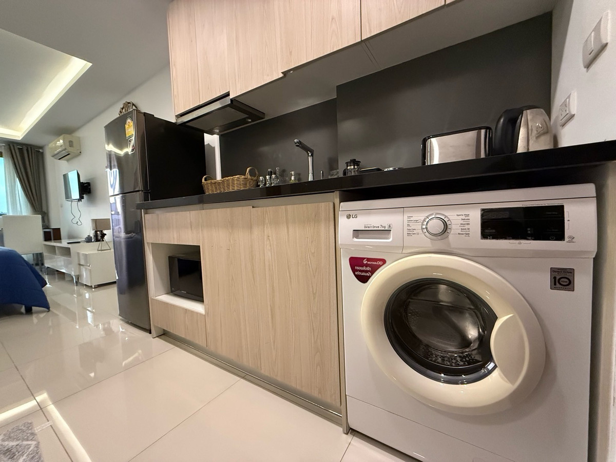 For RentCondoPattaya, Bangsaen, Chonburi : Condo For rent, Laguna Beach 3 Maldives, Pattaya 1bed 1 bath near Jomtien Beach size 24.42sqm. poolview