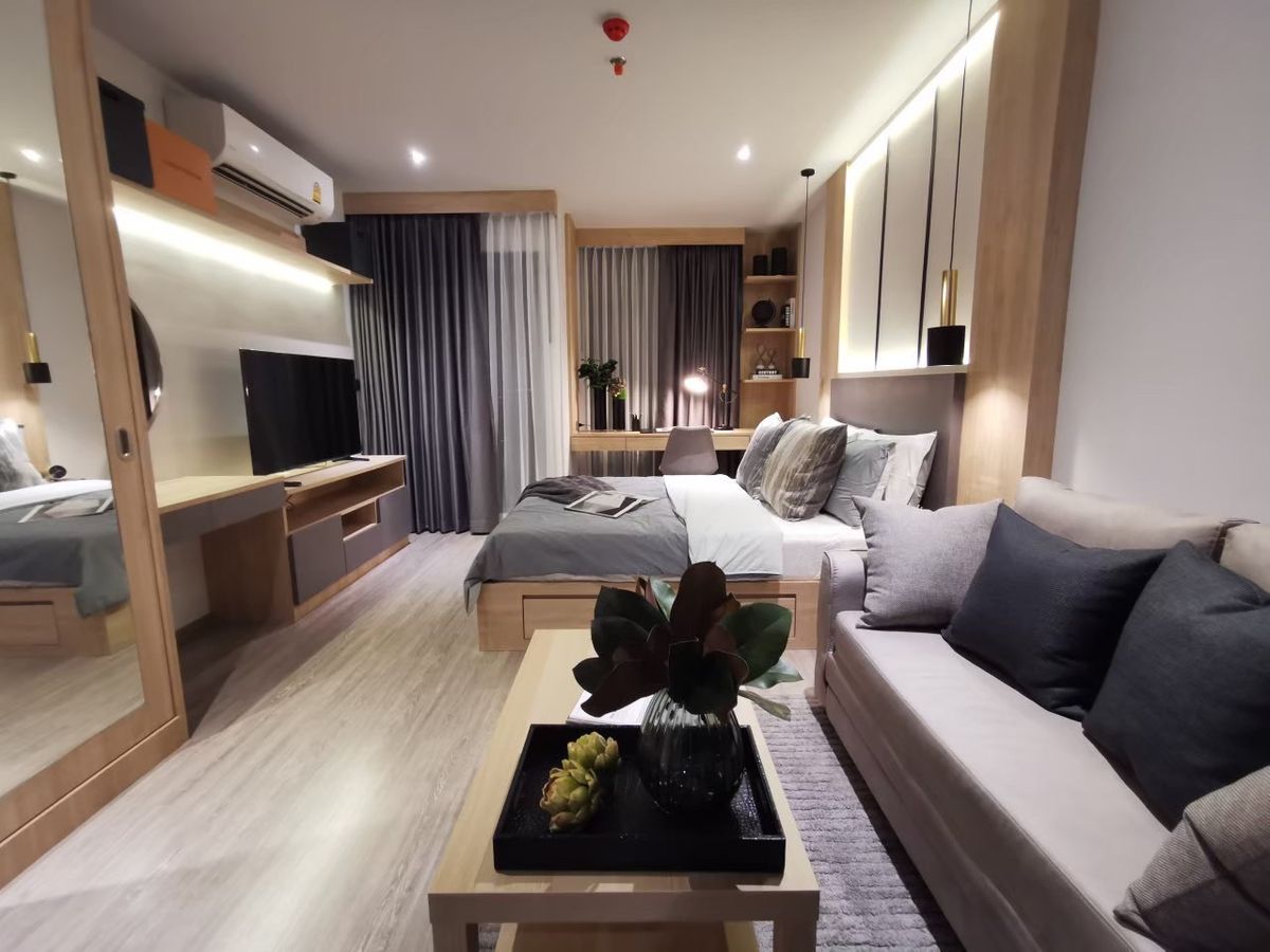 For RentCondoSukhumvit, Asoke, Thonglor : For Rent Condo Rhythm Ekkamai  fully furnished (S15-32861)