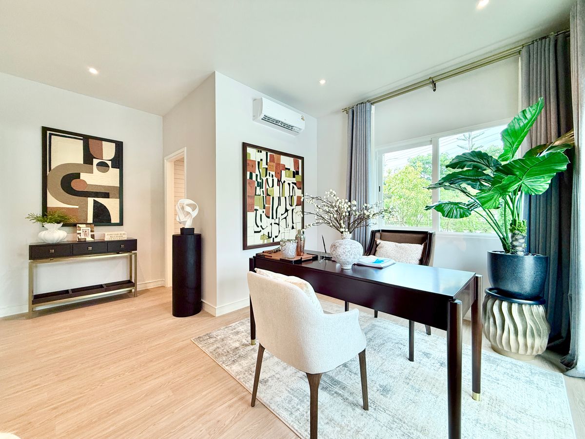 ขายบ้านนวมินทร์ รามอินทรา : Saransiri Chatuchot ส่วนกลางใหญ่กว่า 6 ไร่ บ้านเดี่ยว 3–4 นอน เริ่ม 7.99 ลบ. 📞 092-690-5445 เปิดจองรอบ Presale 4–5 ต.ค. นี้เท่านั้น 