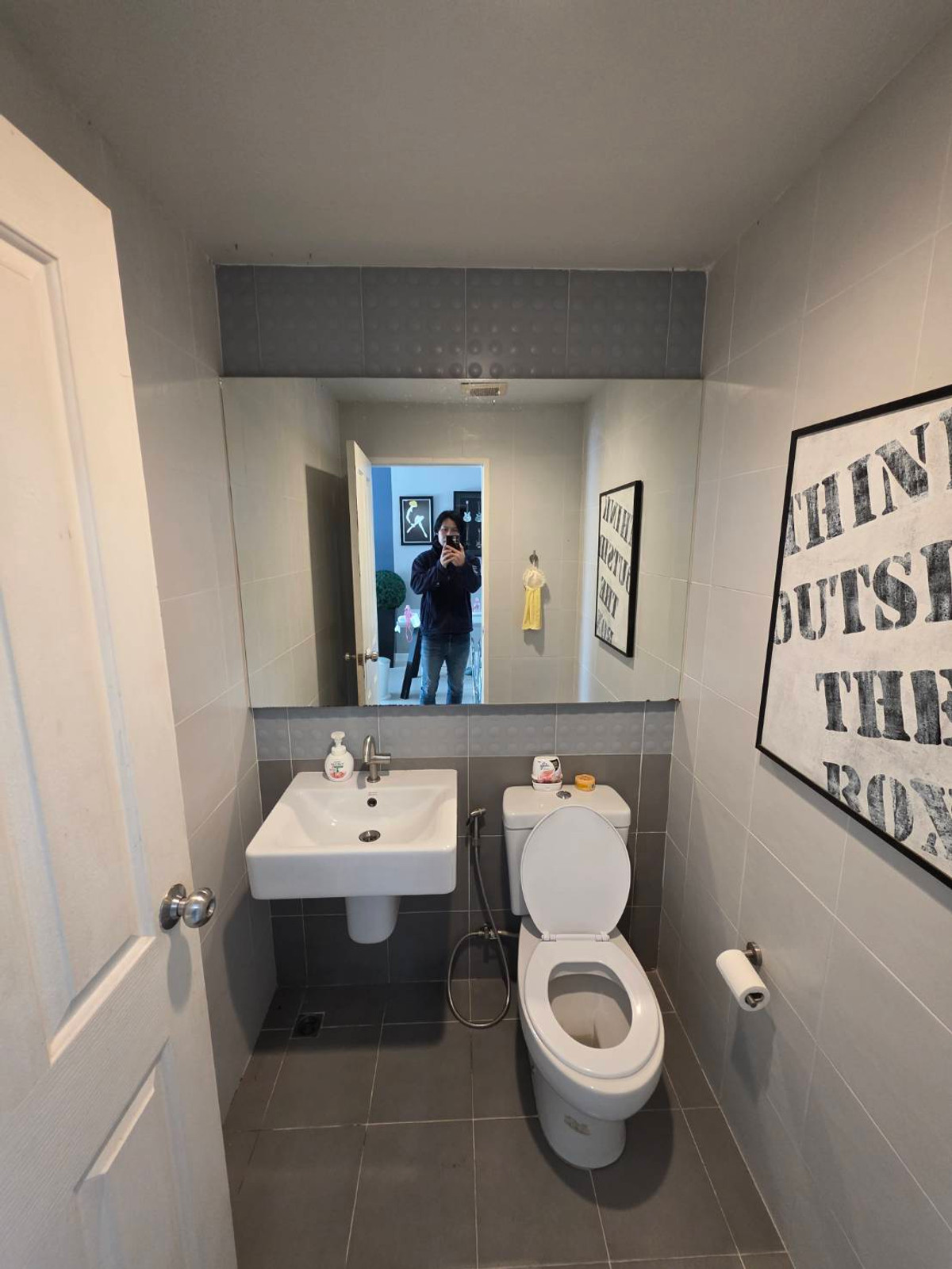 For RentTownhomeVipawadee, Don Mueang, Lak Si : Rent a town, Town, Avenue Six, Vibhavadi 60, near Central Ram Inthra only 11 minutes.