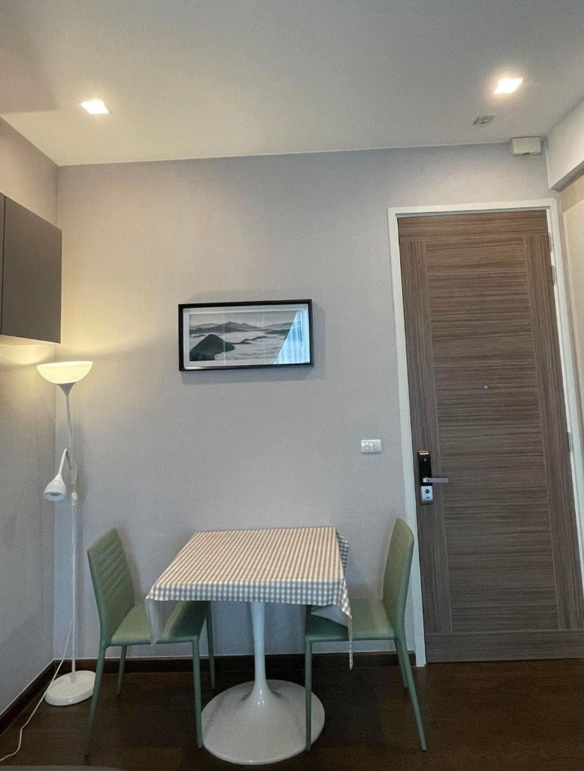 For SaleCondoRama9, Petchburi, RCA : Condo for Sale: Q Asoke 30 sqm | Floor 21