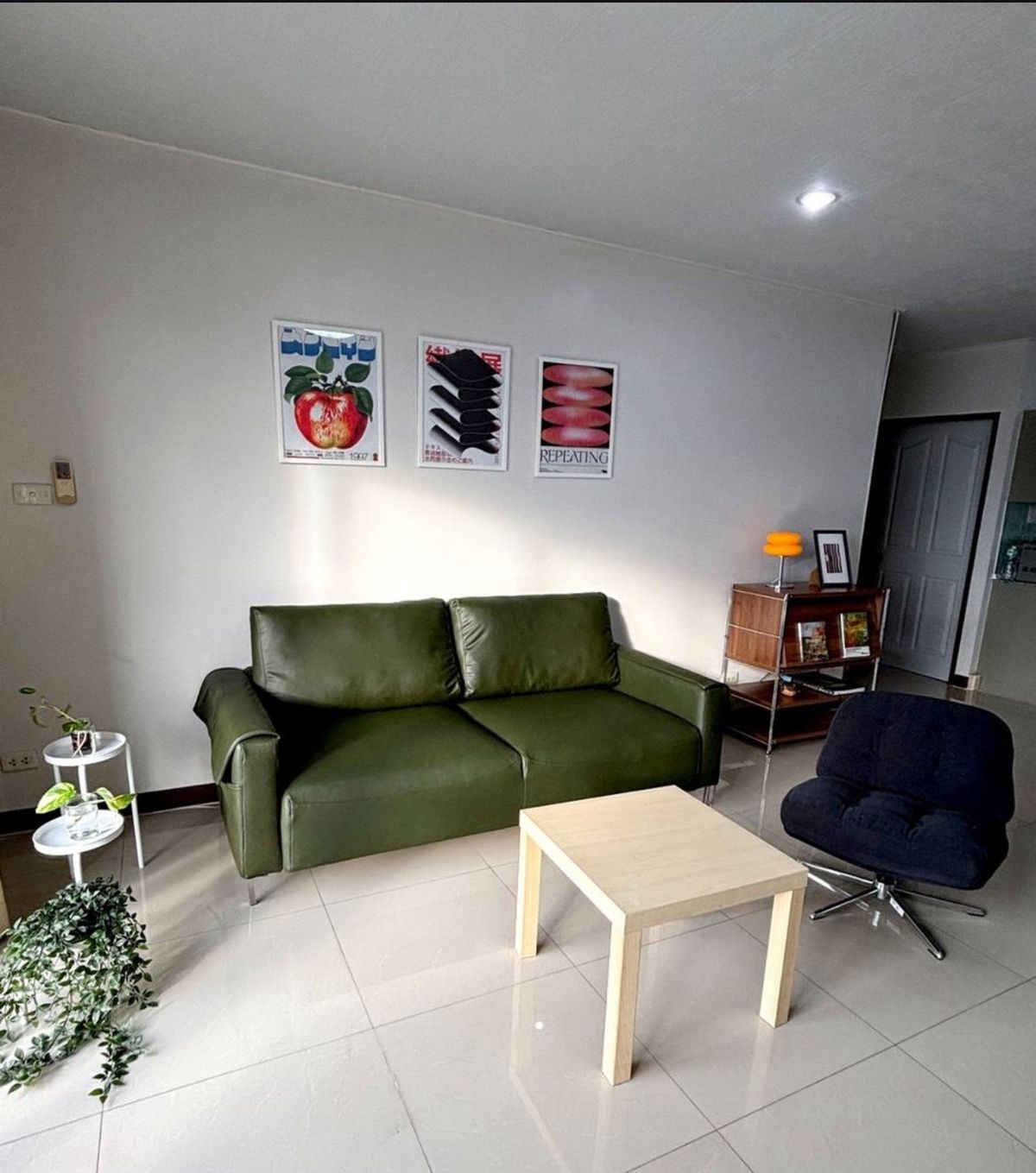 ให้เช่าคอนโดปิ่นเกล้า จรัญสนิทวงศ์ : ปล่อยเช่าห้องเพิ่งรีโนเวท Thana Tower วิวทิศตะวันตกเห็นพระอาทิตย์ตกทุกวัน  