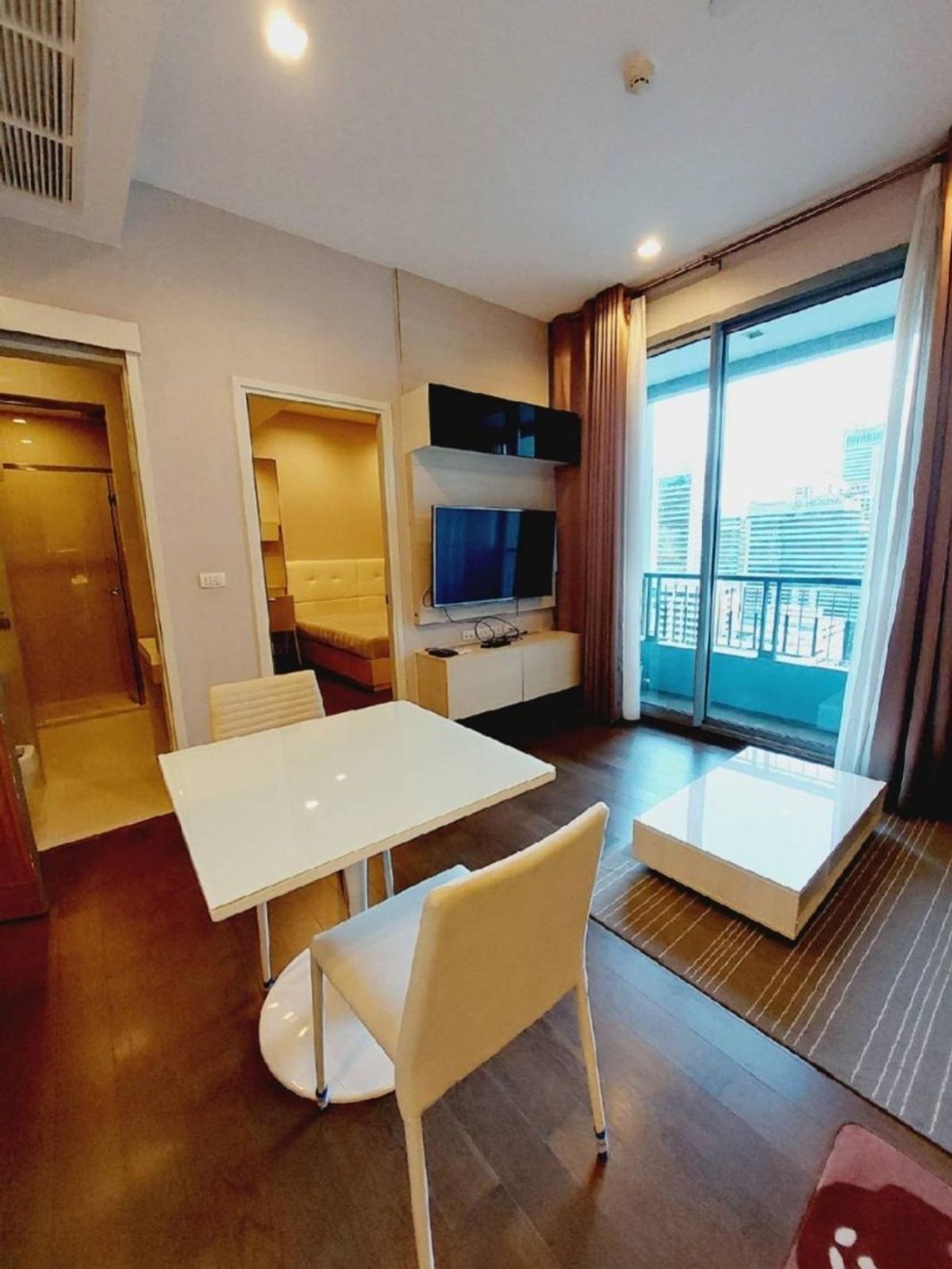For SaleCondoRama9, Petchburi, RCA : "Condo for Sale: Q Asoke 38 sqm | Floor 17