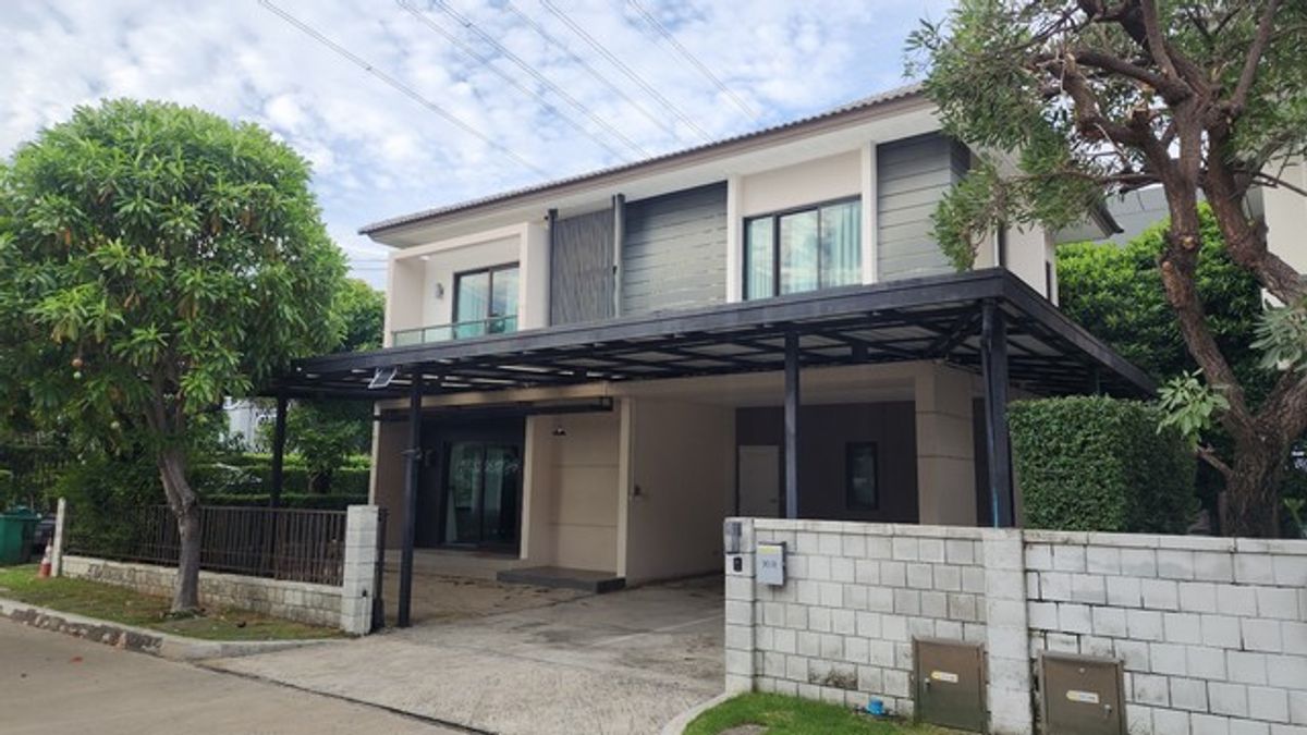 ให้เช่าบ้านบางนา แบริ่ง ลาซาล : HR2900ให้เช่าบ้านเปล่า หลังมุม โครงกาา Centro bangna km7 ใกล้เมกาบางนา เดินทางสะดวกใกล้ทางด่วน