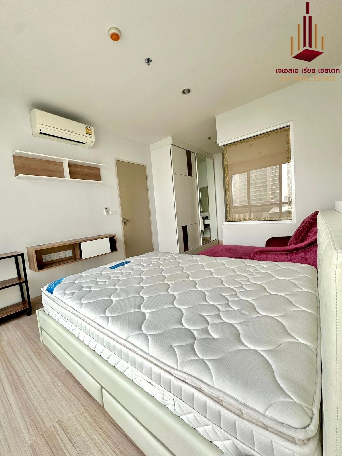 For SaleCondoRattanathibet, Sanambinna : ✨ For Sale: The Hotel Serviced Condo ✨ 💰 ONLY 2,700,000 THB