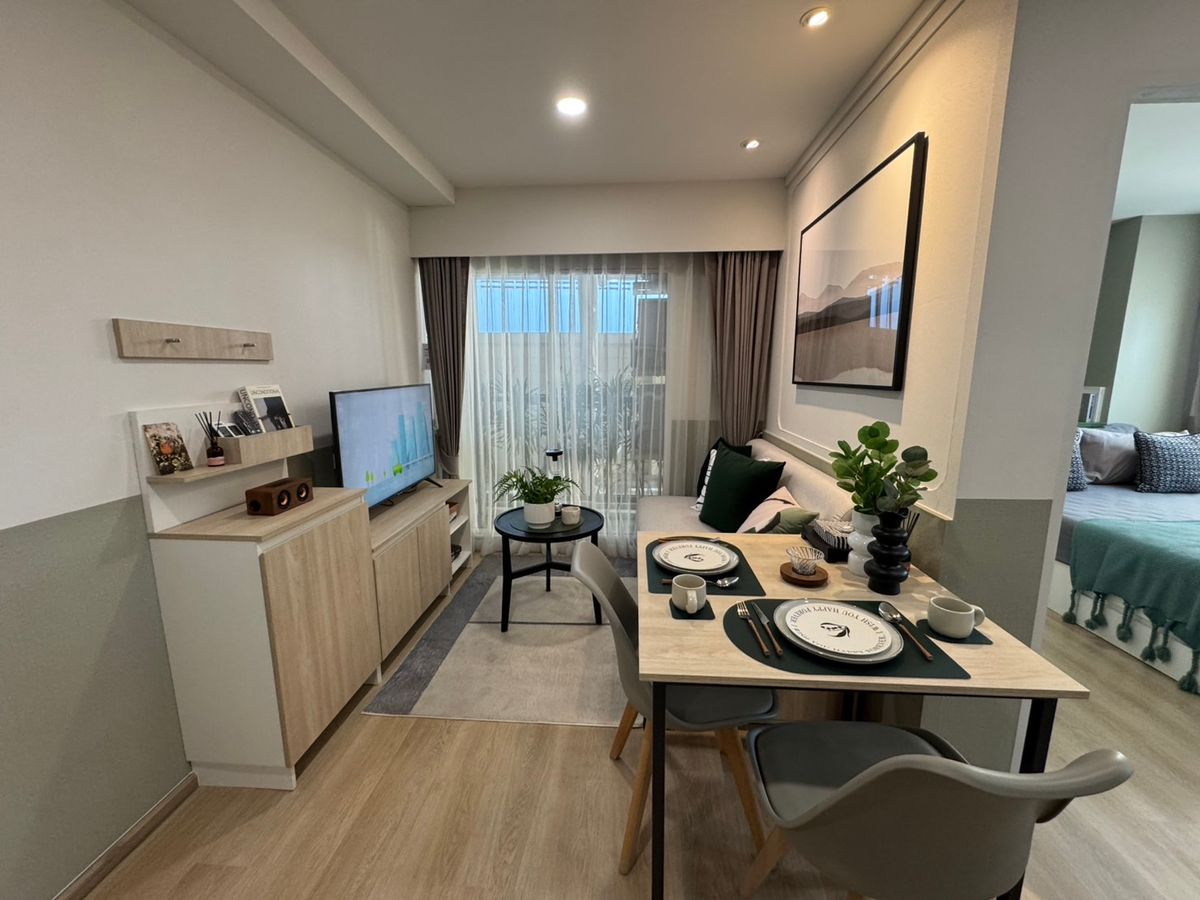 ขายดาวน์คอนโดวิภาวดี ดอนเมือง หลักสี่ : ขายดาวน์ Cozi BTS สะพานใหม่ (34.5 ตร.ม.) 1 Bedroom Plus ห้องมุม สวย 