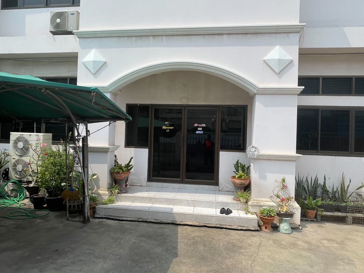 ขายโรงงานมหาชัย สมุทรสาคร : ขายโรงงานพร้อมบ้าน 3ชั้น ซอยเทศบาลคลองมะเดื่อ กระทุ่มแบน สมุทรสาคร