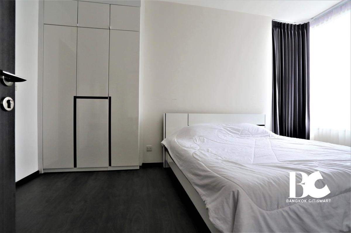 For SaleCondoSukhumvit, Asoke, Thonglor : 🔥Urgent Sale🔥 Edge Sukhumvit 23* near BTS Asoke and MRT Sukhumvit, fully furnished, ready to move in.