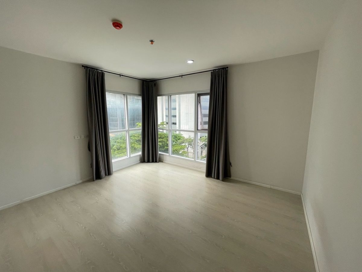 For SaleCondoRama9, Petchburi, RCA : 🔥Hotdeal🔥ASPIRARAMA9 ✨ Hot Building YIELD ✨ Sell only 5.35 negative. 2 bedrooms, area 66.77 sq.m., good position, ready to sell /📞06-28285146