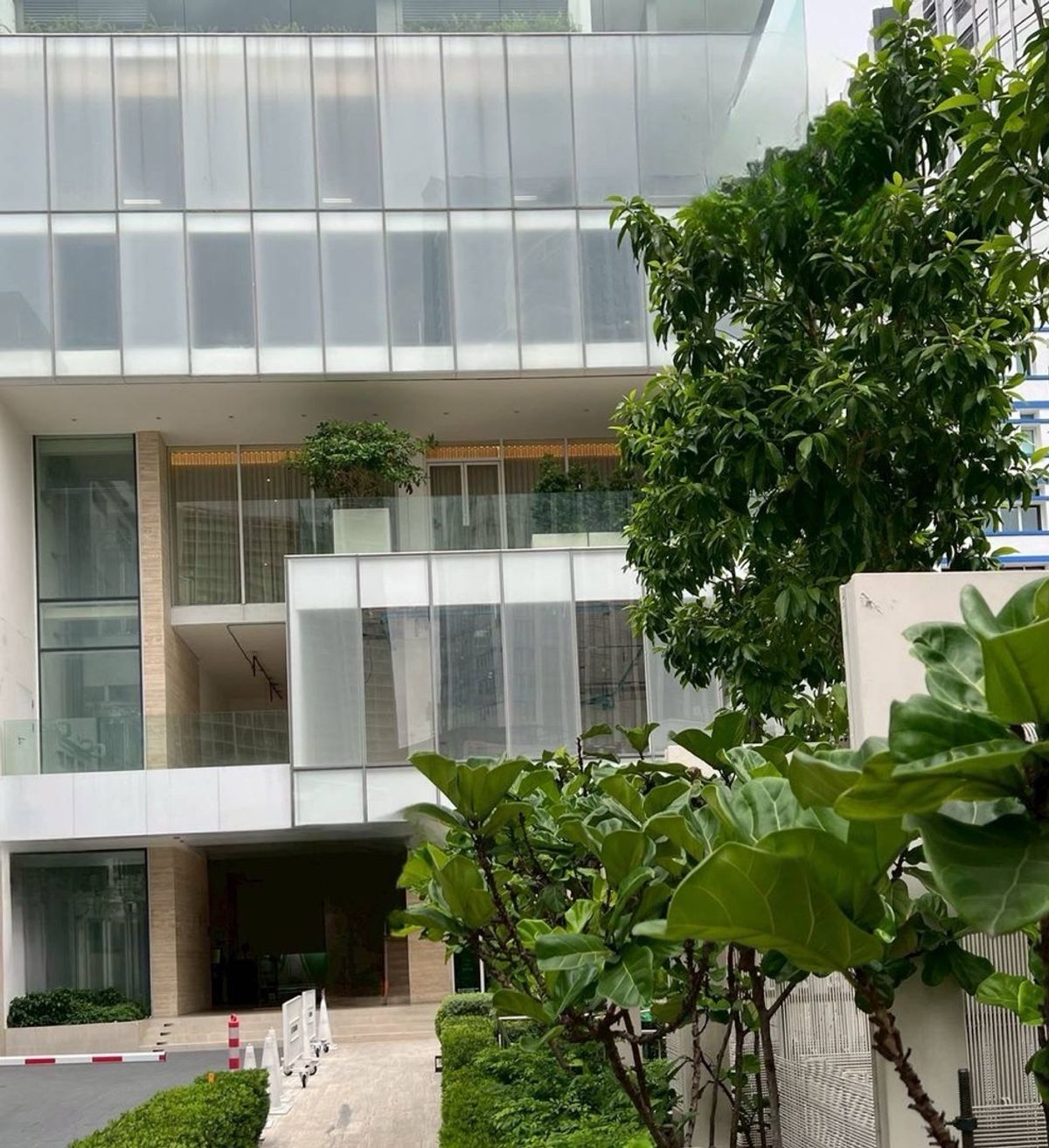 For RentRetail SpaceSukhumvit, Asoke, Thonglor : Rental of business areas, 2nd floor, size 125.20 square meters, Mixed-USE, near BTS, Thonglor 40 meters, approximately