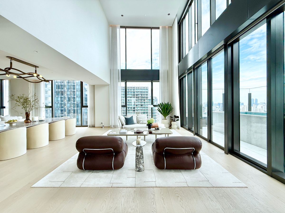 ð Scope Thonglor - (āđāļŦāļāđāļŠāļļāļ) Triplex Penthouse 765sq.m. 092-545-6151 (Tim) Loading...