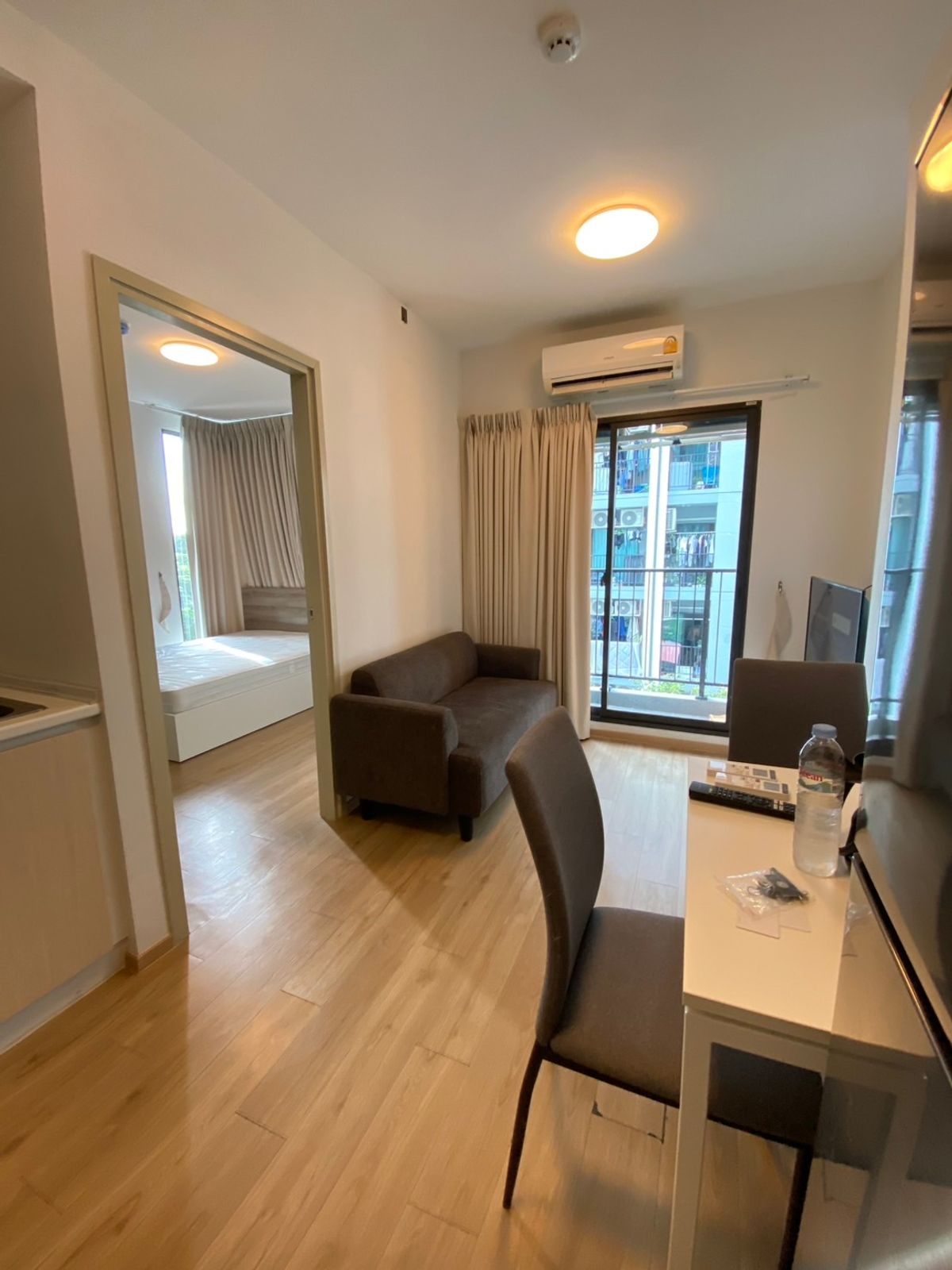 For SaleCondoLadprao101, Happy Land, The Mall Bang Kapi : Urgent sale 🔥 Feel Condo Lat Phrao 122 🔥 Near MRT Lat Phrao 101, fully furnished and equipped with appliances.