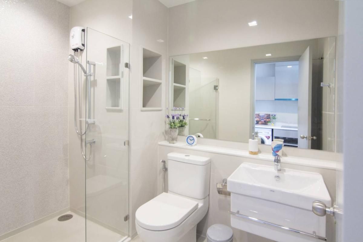 For SaleCondoOnnut, Udomsuk : Condo for Sale: Life Sukhumvit 62