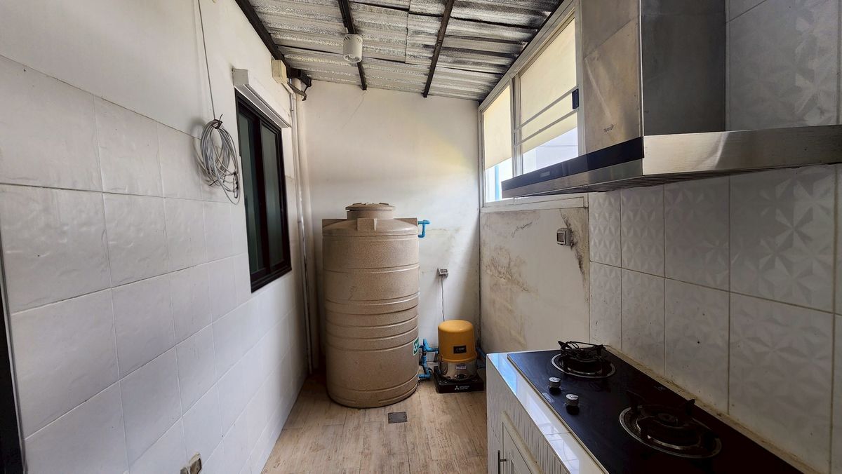 ทาวน์โฮมนวมินทร์ รามอินทรา : ขาย/ให้เช่า โฮมออฟฟิศเสนาทาวน์ นวมินทร์ 3 ชั้น ขนาด 23.6 ตร.ว.