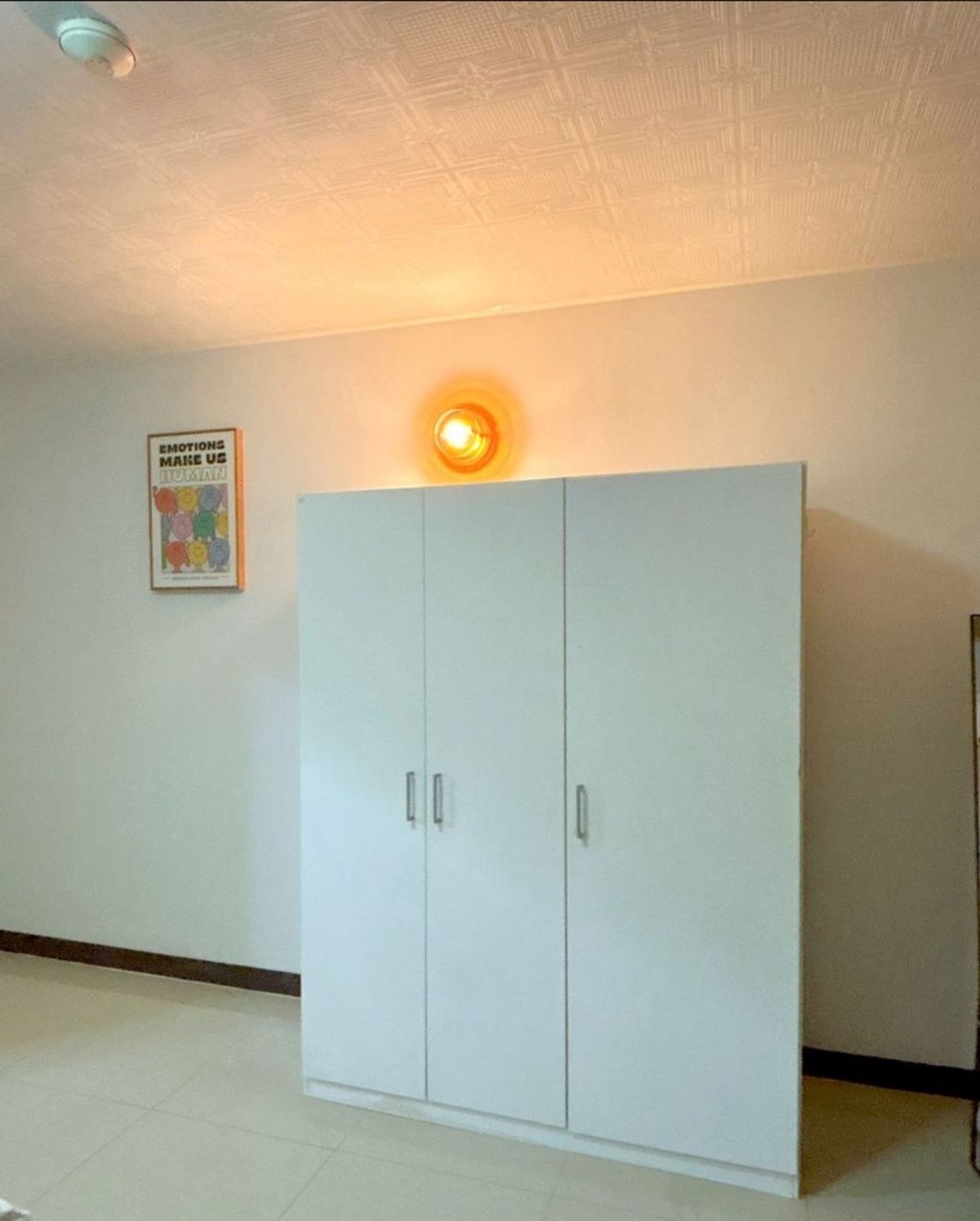 ให้เช่าคอนโดปิ่นเกล้า จรัญสนิทวงศ์ : ปล่อยเช่าห้องเพิ่งรีโนเวท Thana Tower วิวทิศตะวันตกเห็นพระอาทิตย์ตกทุกวัน  