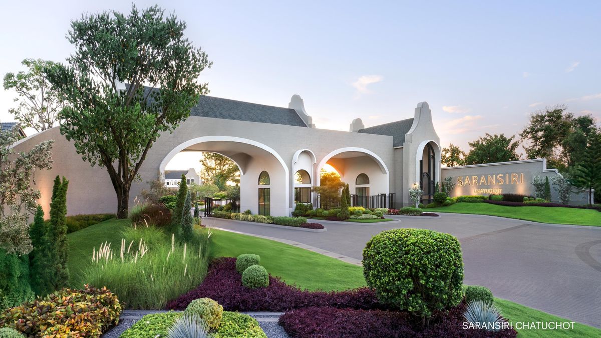 ขายบ้านนวมินทร์ รามอินทรา : Saransiri Chatuchot ส่วนกลางใหญ่กว่า 6 ไร่ บ้านเดี่ยว 3–4 นอน เริ่ม 7.99 ลบ. 📞 092-690-5445 เปิดจองรอบ Presale 4–5 ต.ค. นี้เท่านั้น 
