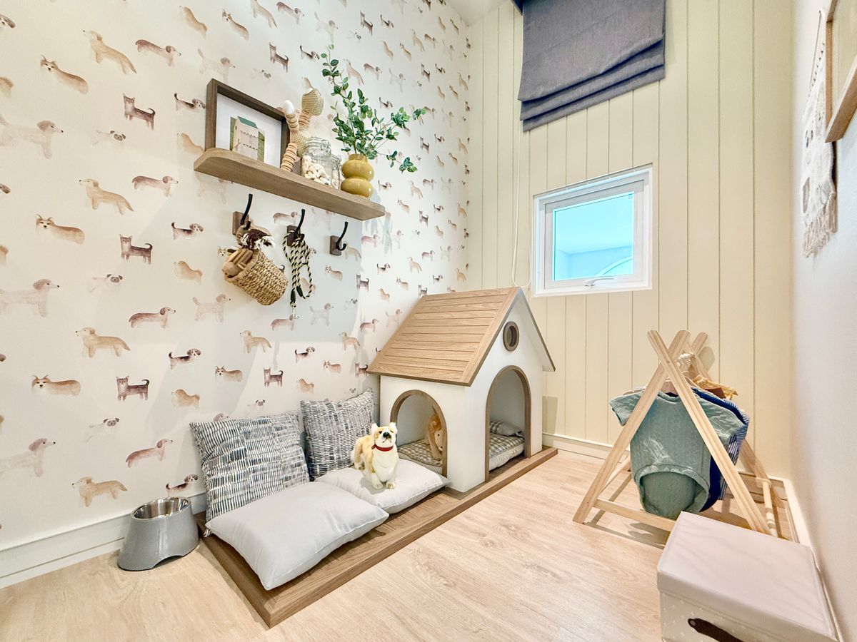 ขายบ้านนวมินทร์ รามอินทรา : Saransiri Chatuchot ส่วนกลางใหญ่กว่า 6 ไร่ บ้านเดี่ยว 3–4 นอน เริ่ม 7.99 ลบ. 📞 092-690-5445 เปิดจองรอบ Presale 4–5 ต.ค. นี้เท่านั้น 