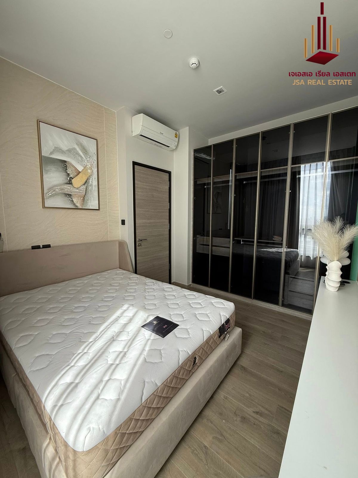 For RentCondoLadprao, Central Ladprao : ✨ For Rent: The Crest Park Residences Condo ✨ 💰 ONLY 28,000 THB/Month