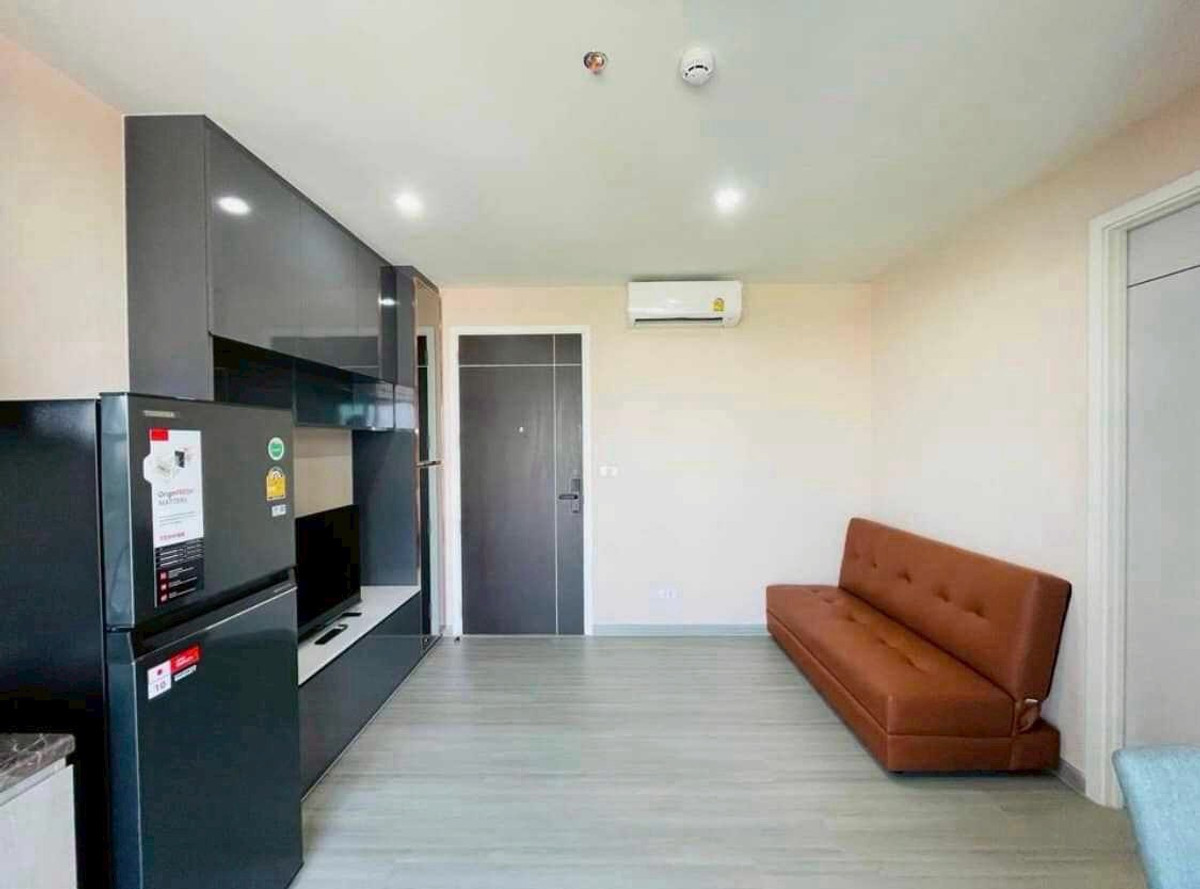 ให้เช่าคอนโดปิ่นเกล้า จรัญสนิทวงศ์ : @condocurator📍ให้เช่า The President Charan - Yaek Fai Chai Station เฟอร์นิเจอร์ครบ มีเครื่องซักผ้า [PM0374]