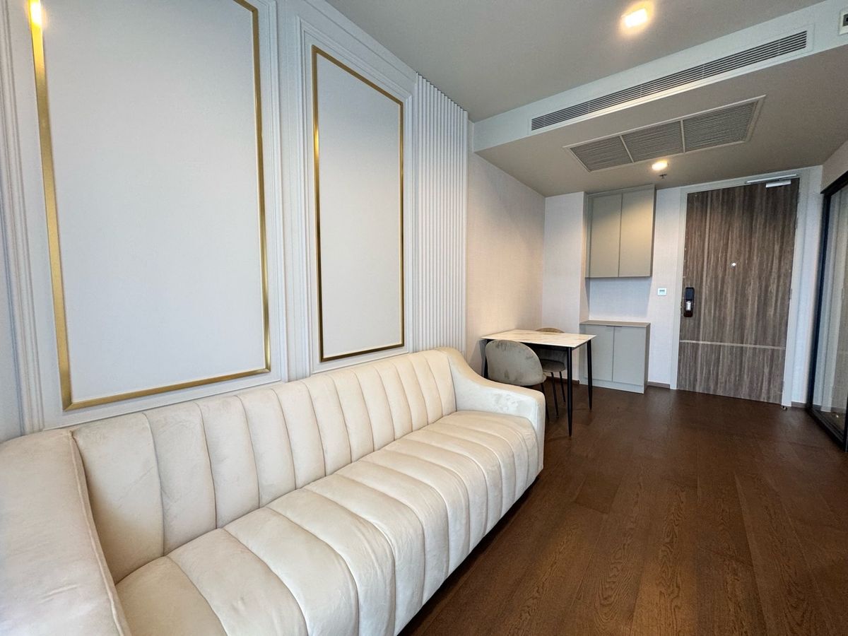 ขายคอนโดสุขุมวิท อโศก ทองหล่อ : ราคาพิเศษ 1 bedroom ขนาดใหญ่ Ideo Q สุขุมวิท 36 ราคา 7.79 ล้านบาท พร้อมเฟอร์ ห้องใหม่ ติดต่อ 0869017364