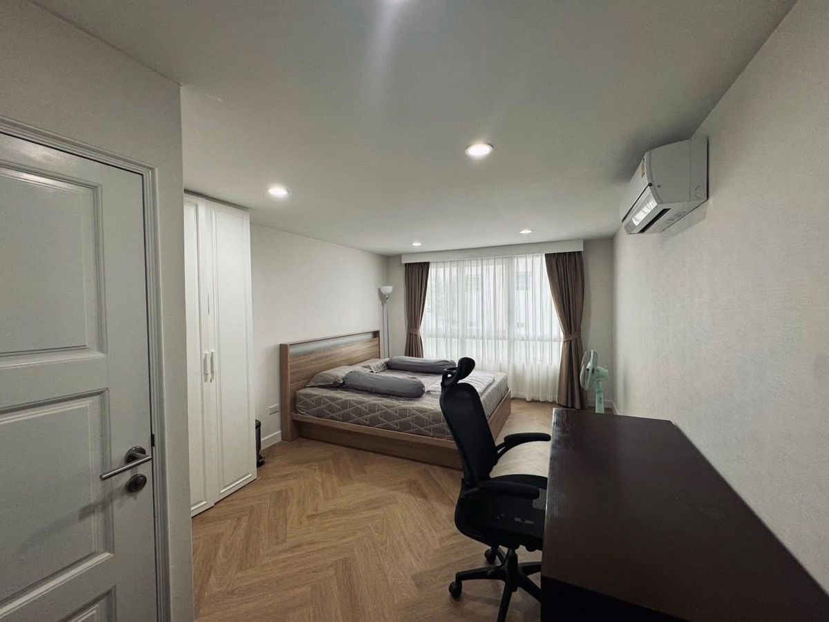คอนโดสาทร นราธิวาส : ST295 ขาย/เช่า คอนโด บ้านสิริสาทร สวนพลู – Low Rise ใจกลางสาทร นางลิ้นจี่ ซอย 4