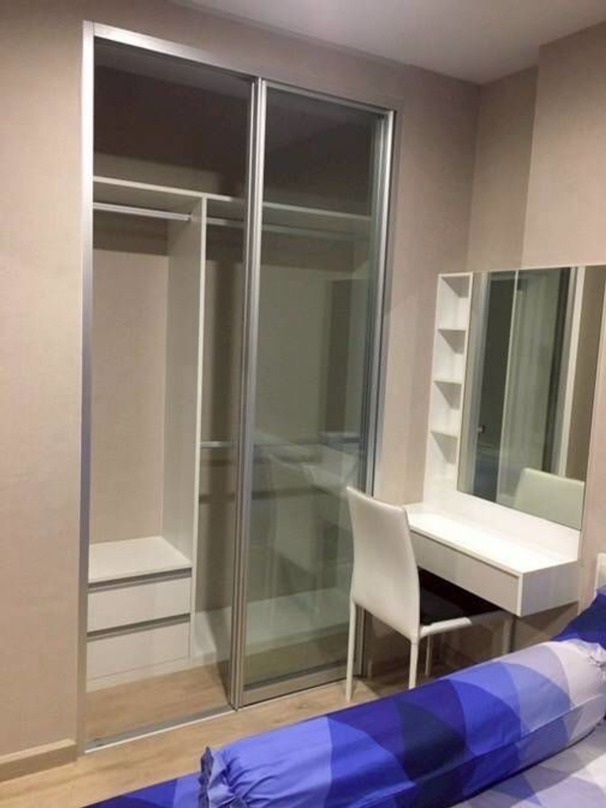 ขายคอนโดท่าพระ ตลาดพลู วุฒากาศ : ขายคอนโด The Parkland เพชรเกษม- ท่าพระ เนื้อที่ 32 ตารางเมตร ชั้น 6 แขวงวัดท่าพระ เขตบางกอกใหญ่  กรุงเทพมหานคร 