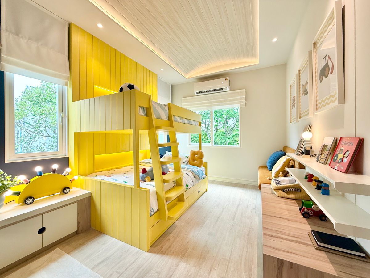 ขายบ้านนวมินทร์ รามอินทรา : Saransiri Chatuchot ส่วนกลางใหญ่กว่า 6 ไร่ บ้านเดี่ยว 3–4 นอน เริ่ม 7.99 ลบ. 📞 092-690-5445 เปิดจองรอบ Presale 4–5 ต.ค. นี้เท่านั้น 