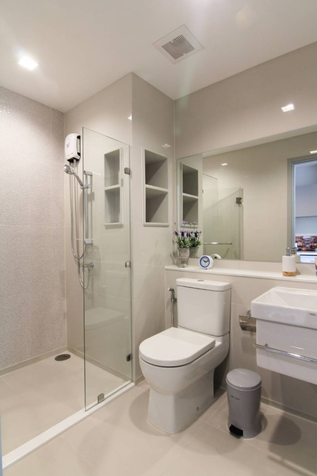 For SaleCondoOnnut, Udomsuk : Condo for Sale: Life Sukhumvit 62