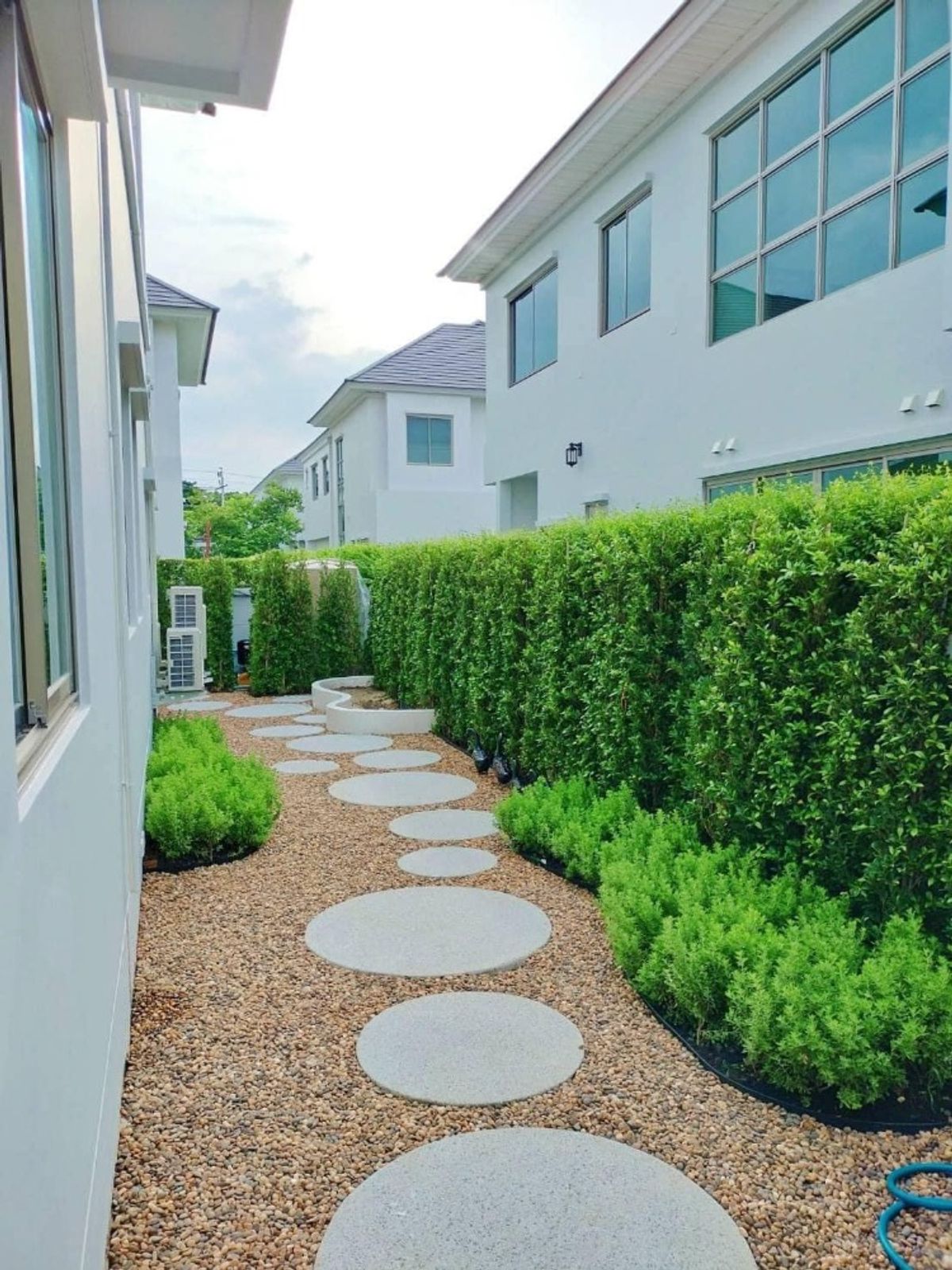 ให้เช่าบ้านลาดกระบัง สุวรรณภูมิ : ✅  PEPF01 ✅ Line : @p2nproperty