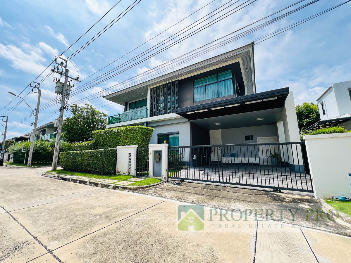 For SaleHousePattanakan, Srinakarin : House for Sale Setthasiri Pattanakarn, 4 bedroom 78 sqw 260 sqm Near Suvarnabhumi Airport, Onnut, Prawet, Chaloem Phrakiat Rama 9, Lat Krabang : SL25S-021