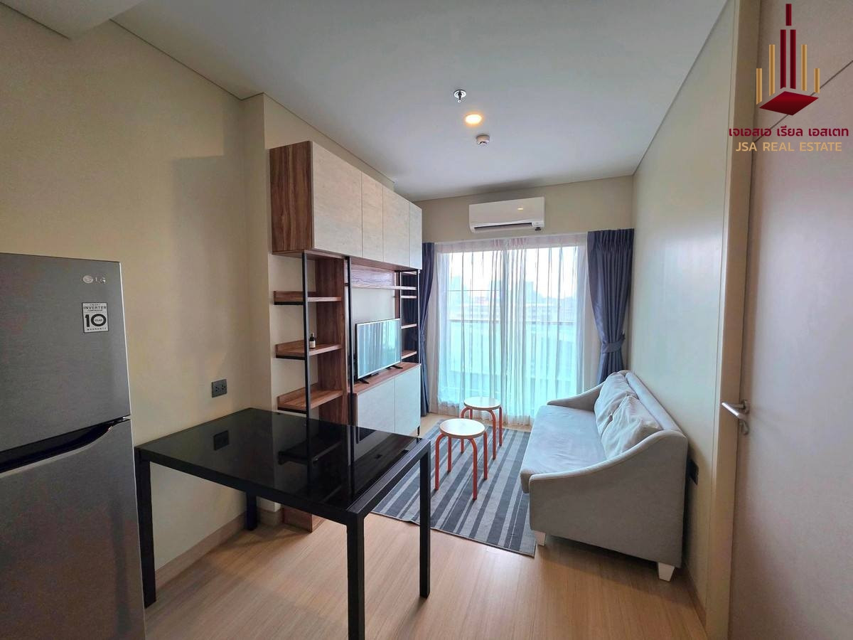 For RentCondoRatchathewi,Phayathai : ✨ For Rent: Lumpini Suite Dindaeng - Ratchapraop Condo ✨ 💰 ONLY 14,000 THB/Month