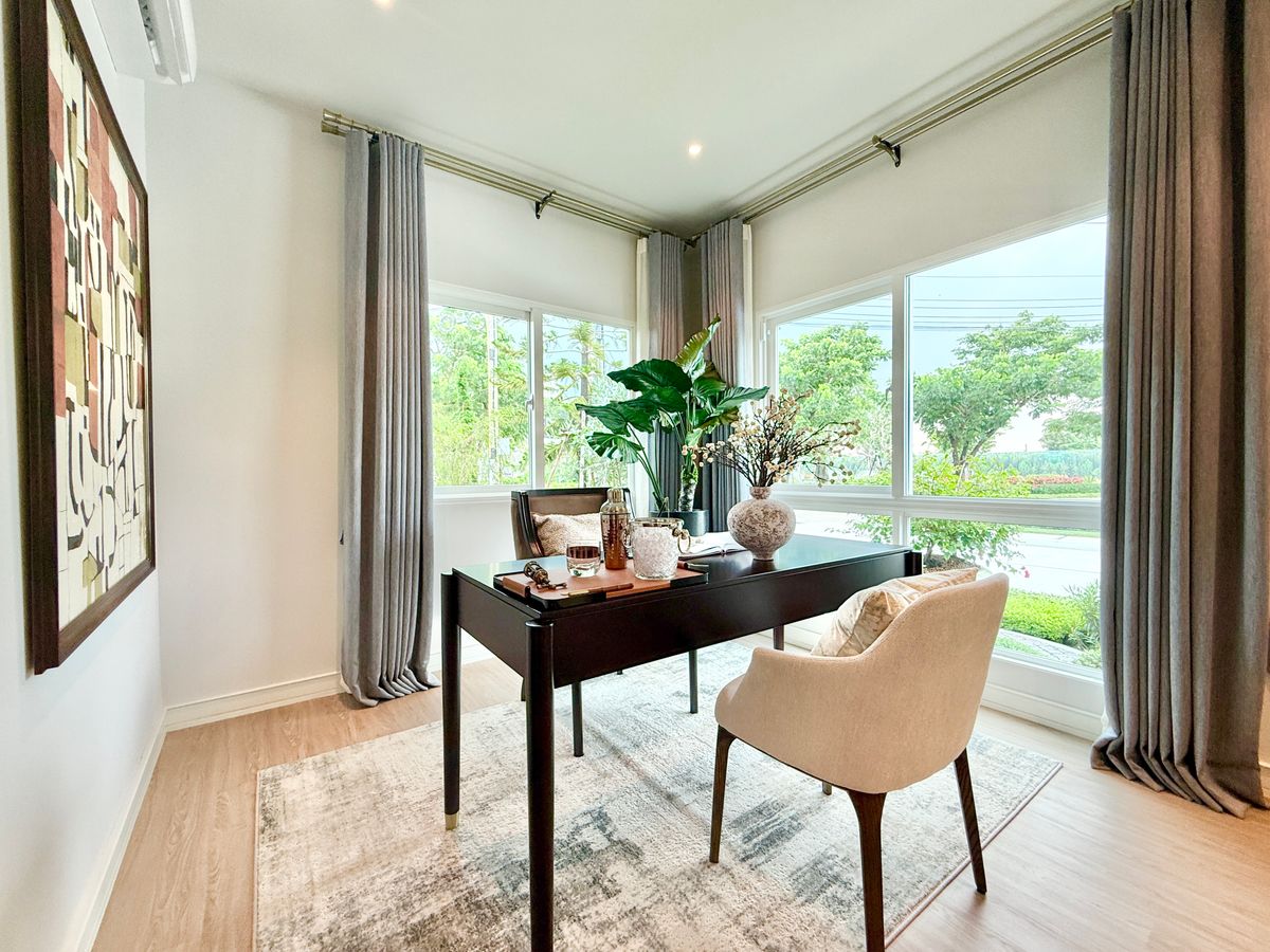 ขายบ้านนวมินทร์ รามอินทรา : Saransiri Chatuchot ส่วนกลางใหญ่กว่า 6 ไร่ บ้านเดี่ยว 3–4 นอน เริ่ม 7.99 ลบ. 📞 092-690-5445 เปิดจองรอบ Presale 4–5 ต.ค. นี้เท่านั้น 